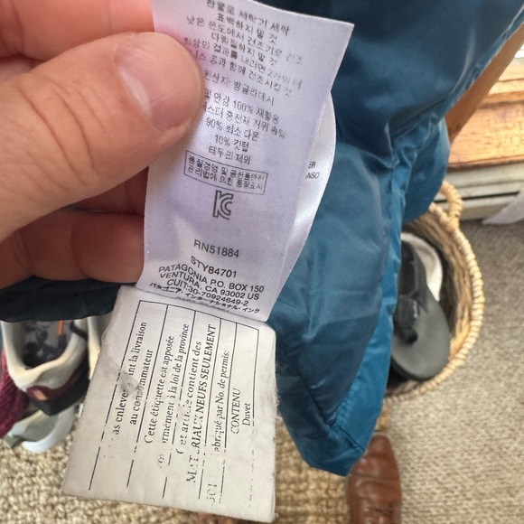 Men’s Patagonia Puffer Jacket; medium; blue; worn - Picture 6 of 6